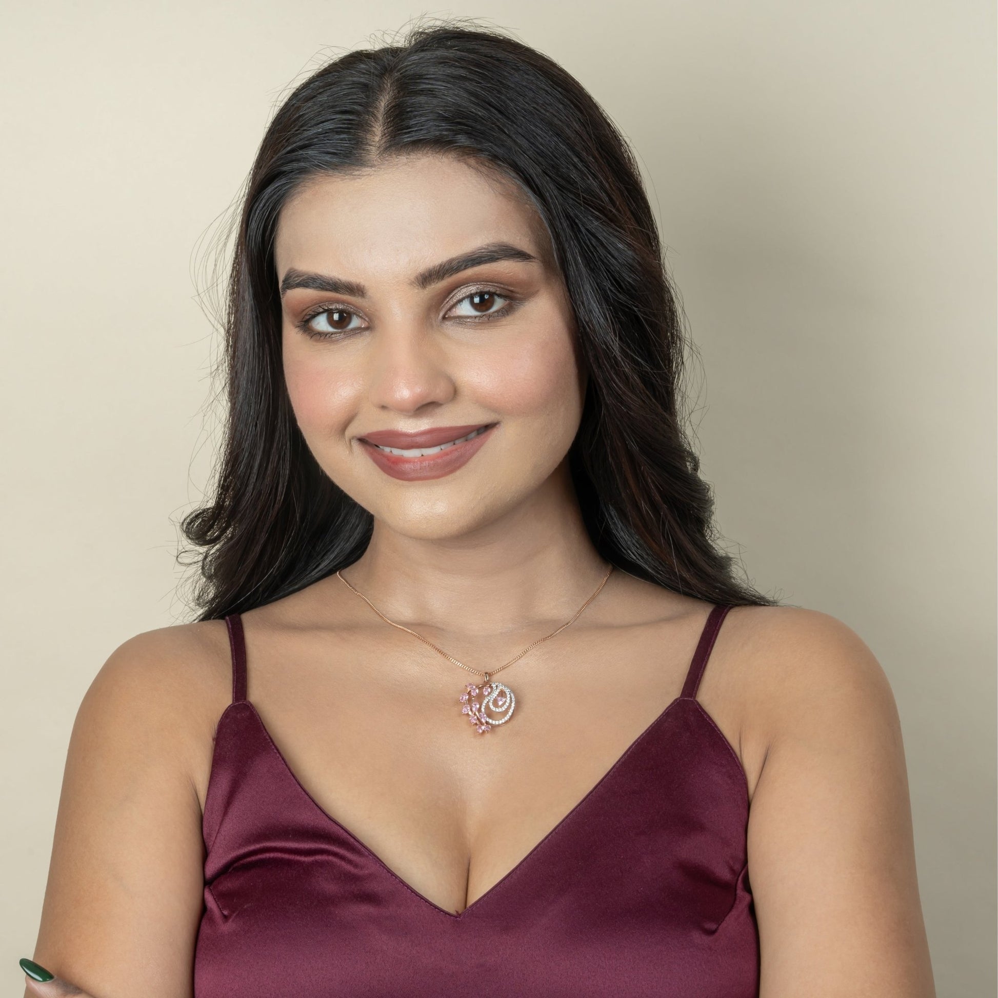 Velora Shine Chain Pendant for Women - orebella - store